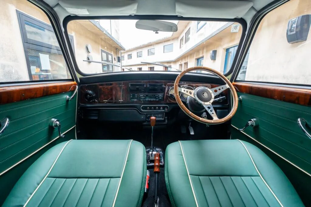 Rover Mini MK-3 Style AT
