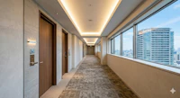 窓ありで明るい内廊下設計
