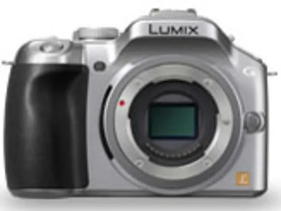 LUMIX DMC-G5-S ボディ "ソリッドシルバー"