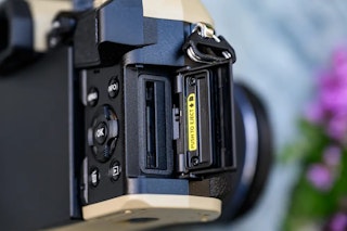 OM SYSTEM OM-3とOM-5 Mark II:耐候性・バッテリー・記録運用の比較