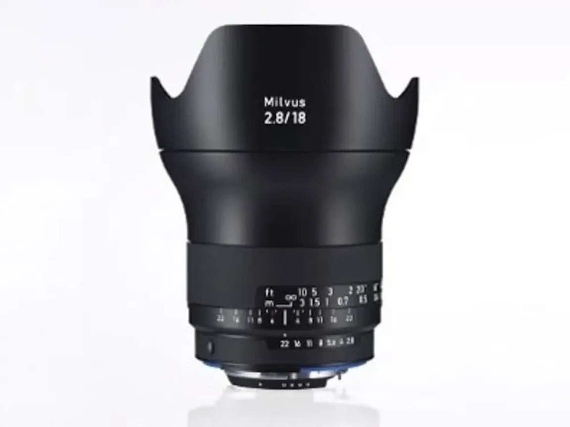 Milvus 2.8/18 ZF.2