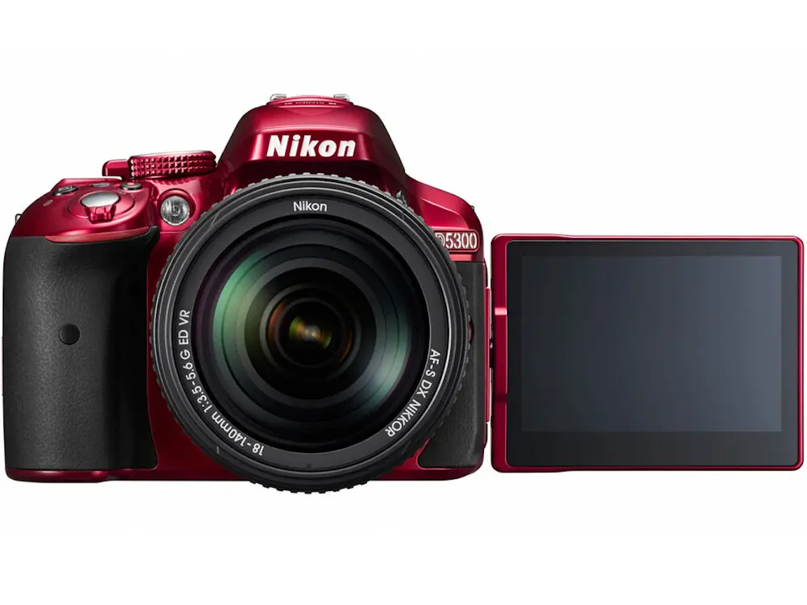 D5300 18-140 VR レンズキット "レッド"の新品/中古の在庫一覧 2枚目