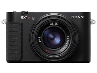 SONY RX1R III｜フルサイズ×35mm単焦点、最小で最高画質を狙う