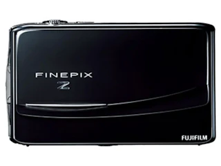 富士フイルム FinePix Z950EXR "ブラック"