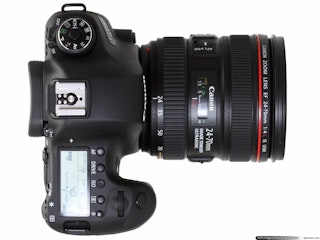 Canon EF 24-70mm F4L IS USMのデザインと操作性のレビュー
