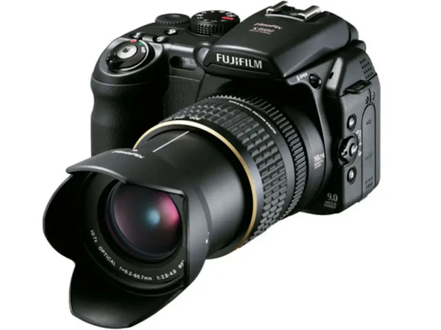 FinePix S9100