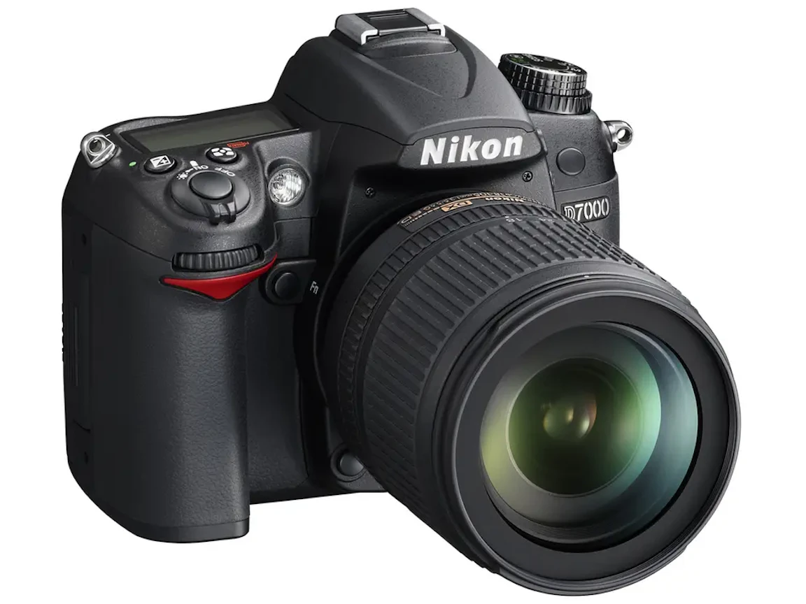 D7000 18-105 VR レンズキットの新品/中古の在庫一覧 2枚目