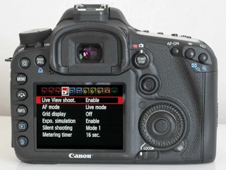 EOS 7Dのデザインと操作性のレビュー