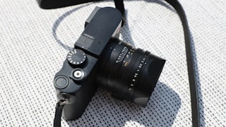 LEICA Q3のUSB充電と給電の違い