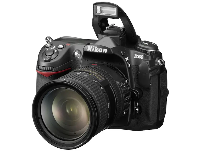 D300 AF-S DX VR18-200Gレンズキットの新品/中古の在庫一覧 5枚目