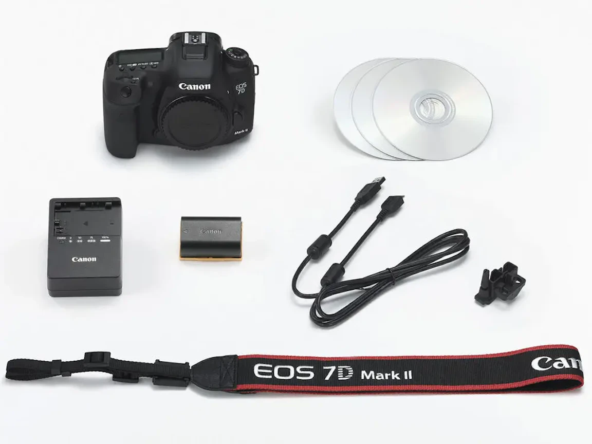 EOS 7D Mark II ボディの新品/中古の在庫一覧 10枚目
