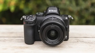 Nikon Z fとNikon Z5の比較早見表