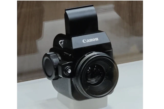 【リーク】キヤノンの新しいレトロコンセプトカメラがCP+ 2026会場で展示
