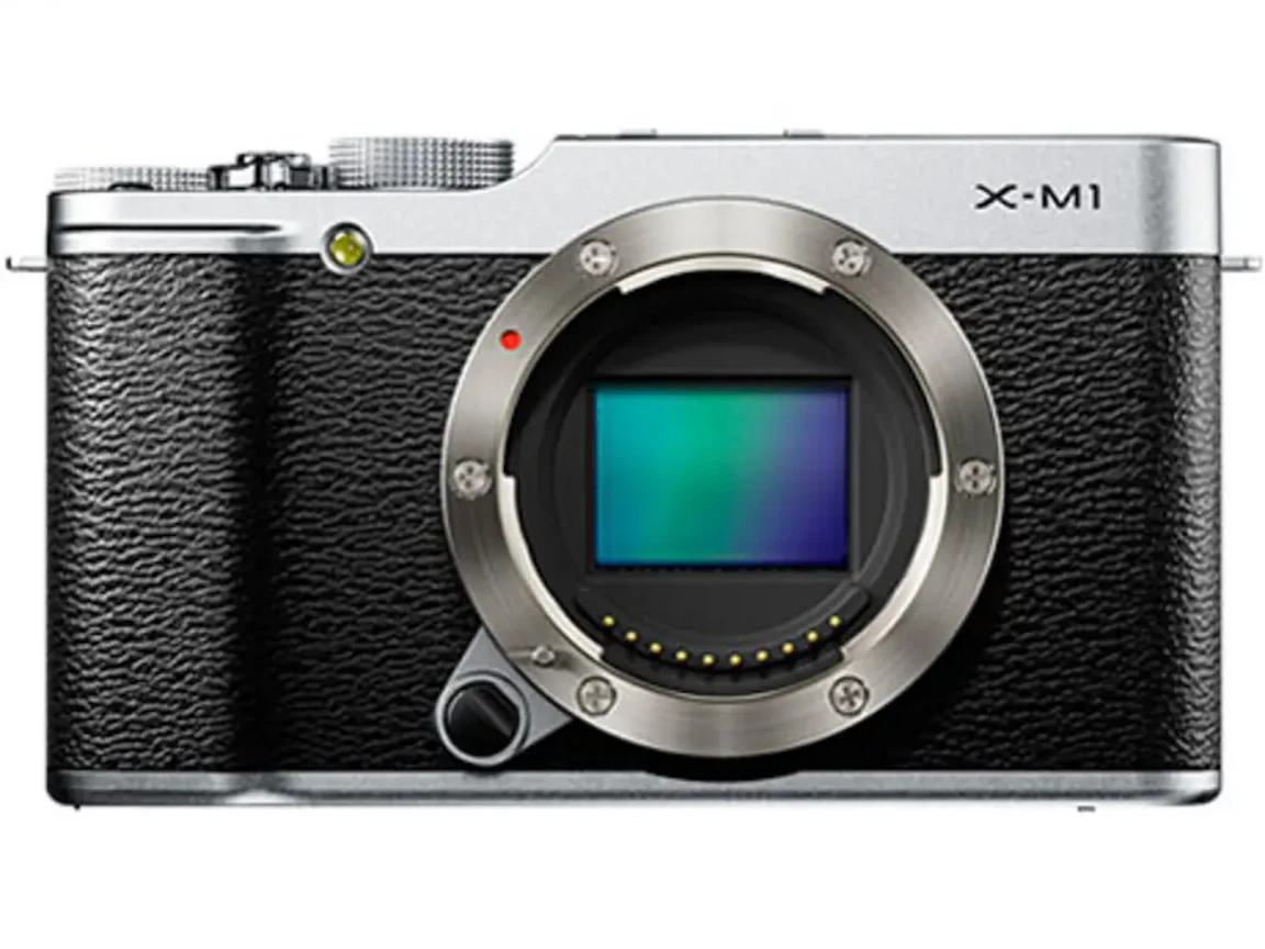 X-M1 ボディ "シルバー"