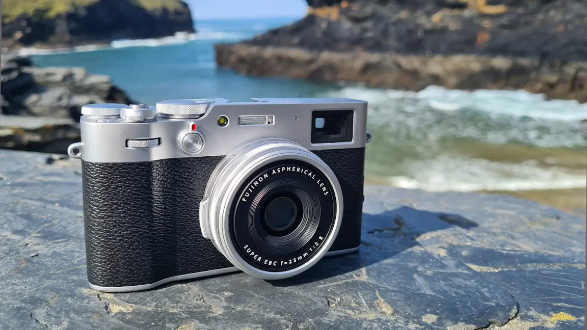 【2026年版】Fujifilm X100Vのレビュー比較まとめ。スナップと旅に最適