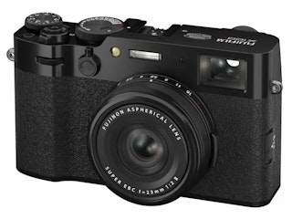 FUJIFILM X100VI:レトロな操作感と色表現を楽しむ高級コンデジ