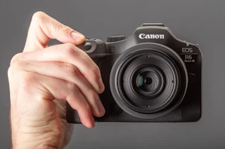 Canon EOS R6 Mark IIIのレビュー比較まとめ、フルサイズ新基準なるか