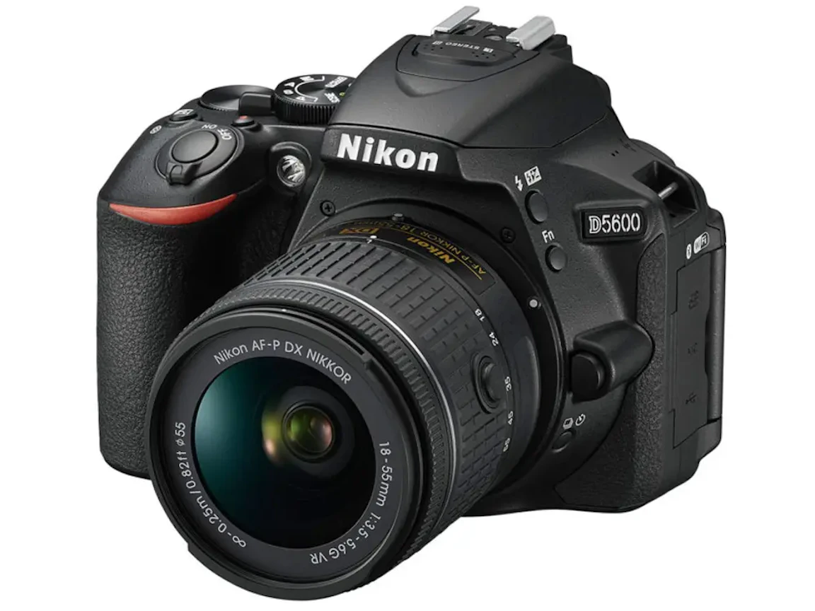 D5600 18-55 VR レンズキットの新品/中古の在庫一覧 2枚目