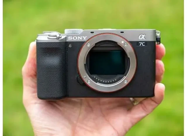 【2026年版】Sony α7C ILCE-7Cのレビュー比較まとめ 軽量フルサイズで旅・日常に最適