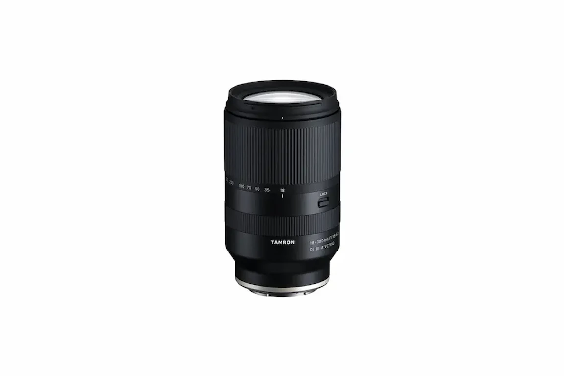 【リーク】タムロン 18‑300mm F3.5‑6.3(Zマウント/RFマウント)の発売日はいつ?価格予想・比較・予約まとめ