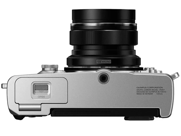 OLYMPUS PEN-F 12mm F2.0レンズキット "シルバー"の新品/中古の在庫一覧 4枚目