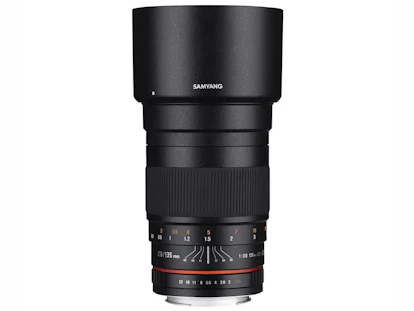 135mm F2.0 ED UMC ニコン用