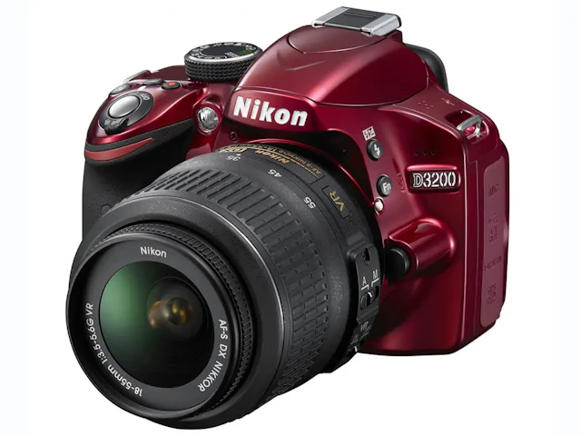 D3200 18-55 VR レンズキット "レッド"