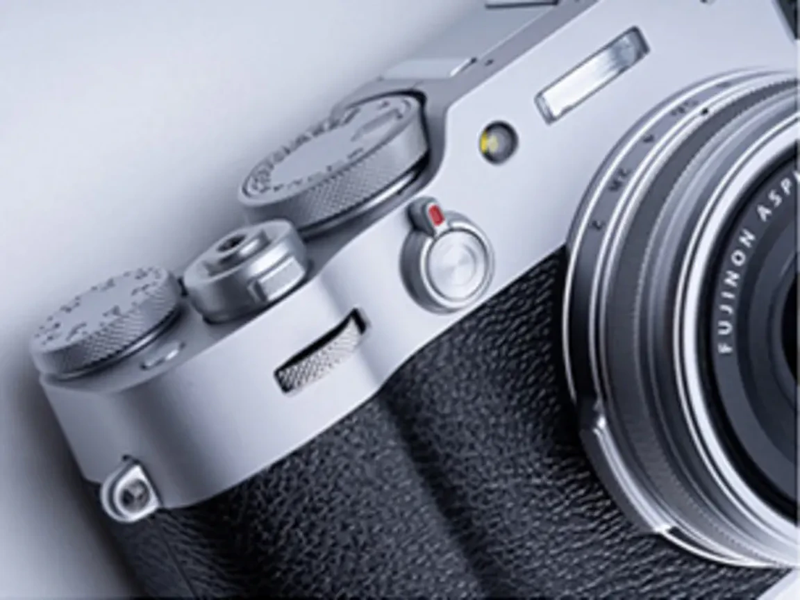X100V "シルバー"の新品/中古の在庫一覧 3枚目