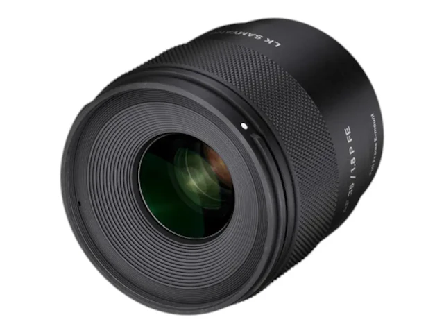 AF 35mm f/1.8 P FE