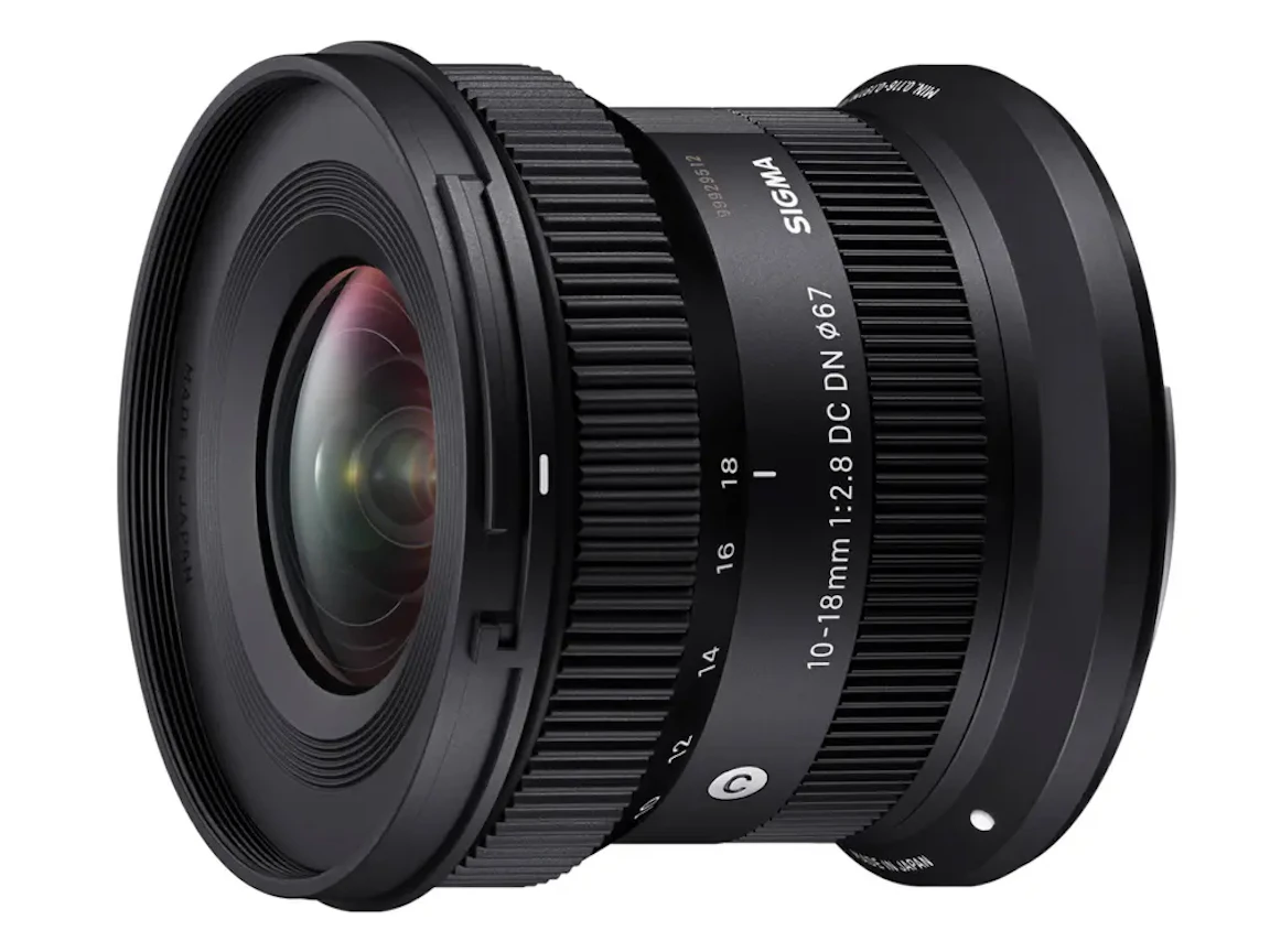 10-18mm F2.8 DC DN キヤノンRF用の新品/中古の在庫一覧 2枚目
