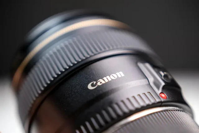 Canonでおすすめの単焦点レンズ7選 RF・EF・APS-Cなどもわかりやすく解説