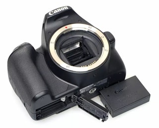 Canon EOS Kiss X10のバッテリー・運用性レビュー(CIPA約1070枚)
