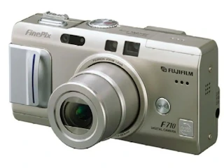 富士フイルム FinePix F710