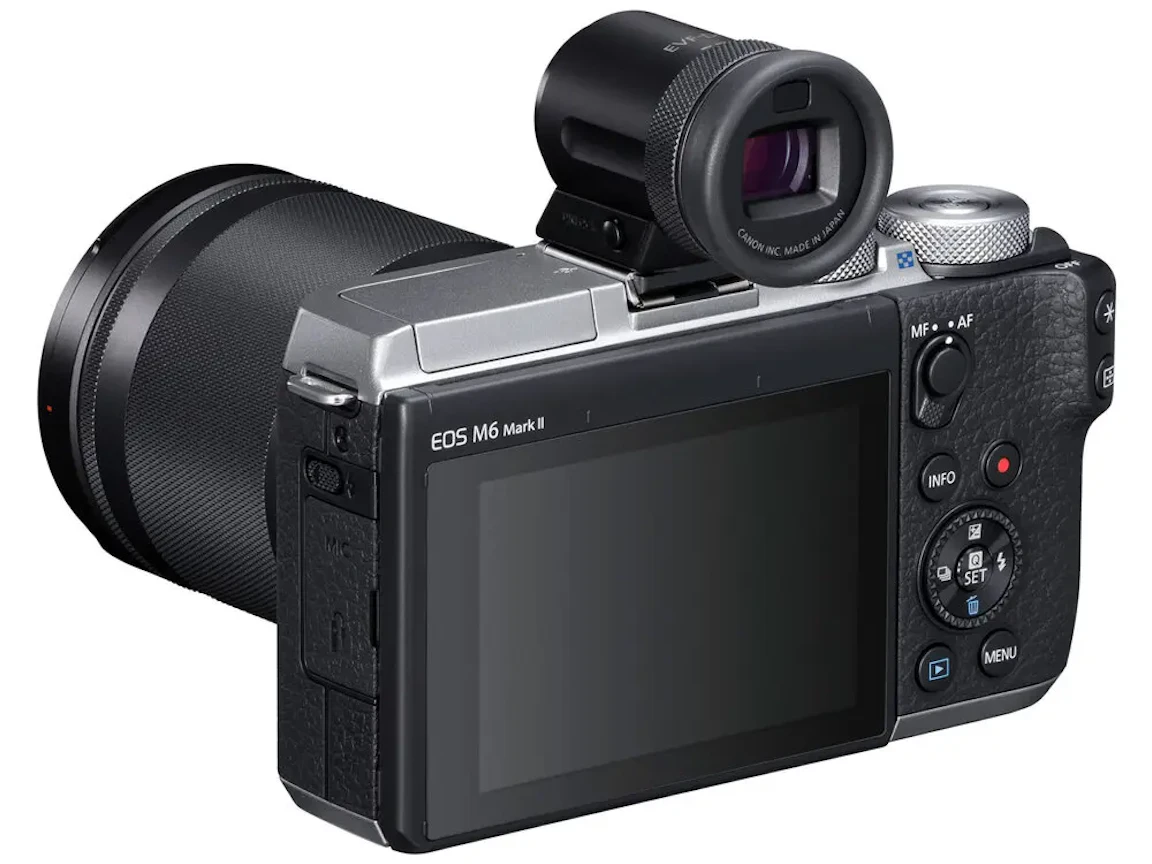 EOS M6 Mark II EF-M18-150 IS STM レンズEVFキット "シルバー"の新品/中古の在庫一覧 3枚目