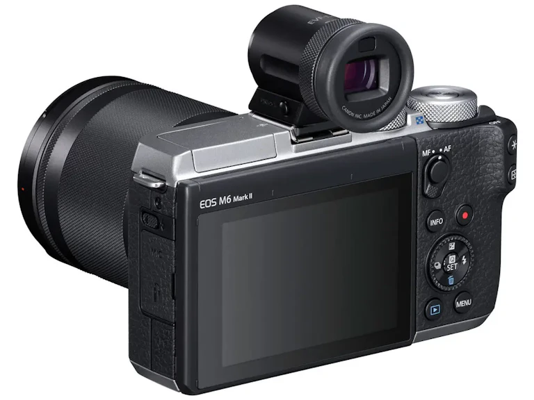 EOS M6 Mark II EF-M18-150 IS STM レンズEVFキット "シルバー"の新品/中古の在庫一覧 3枚目