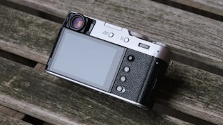 ファインダー・液晶・操作系の比較|構図を作るX100VI、身軽に撮るGR IIIx