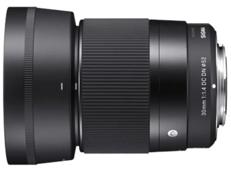 30mm F1.4 DC DN