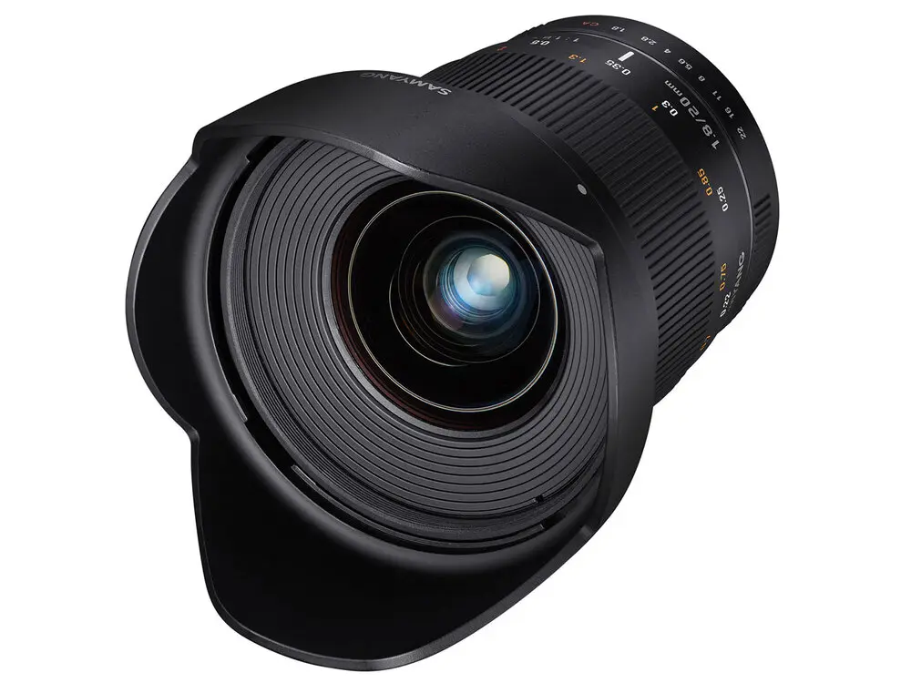 SAMYANG 135mm F2.0 ED UMC マイクロフォーサーズ用の新品/中古の在庫
