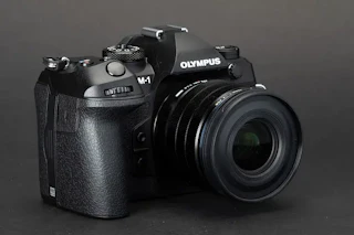 OM SYSTEM OM-1 レビュー比較まとめ。欠点やフルサイズとの比較も