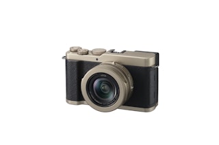 6/18発売 LUMIX DC-L10の予約開始日・発売日・価格・比較最新情報まとめ
