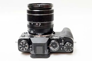 FUJIFILM X-T2のデザインと操作性のレビュー