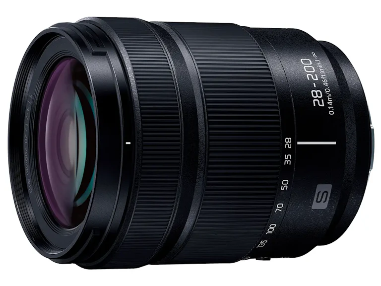 LUMIX S 28-200 mm F4-7.1 MACRO O.I.S.