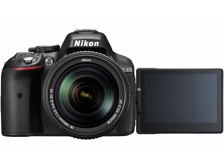 D5300 18-140 VR レンズキット "ブラック"の新品/中古の在庫一覧 2枚目