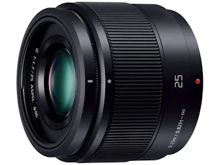 Panasonic LUMIX G 25mm F1.7 ASPH.：室内と夜の撮影に向く標準単焦点