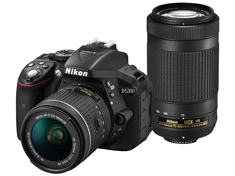 Nikon D7200 18-300mm スーパーズームキット 価格.com - ニコン D7200 18-300 VR スーパーズームキット 価格比較