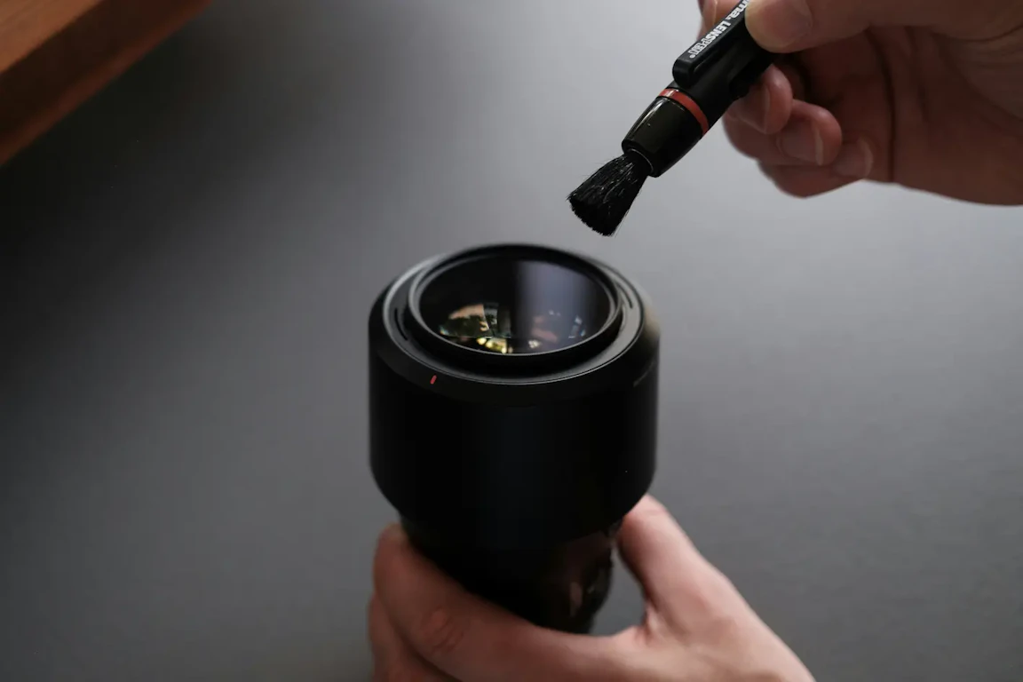 プロ直伝!カメラのレンズ 掃除の黄金ルート!失敗ゼロで画質が蘇る最強メンテ術