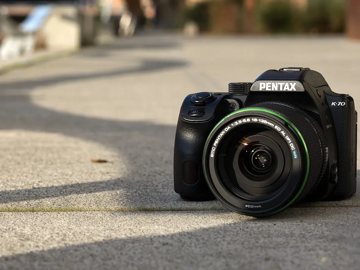 【2026年版】RICOH PENTAX K-70のレビュー比較まとめ アウトドア派の静止画撮影に最適