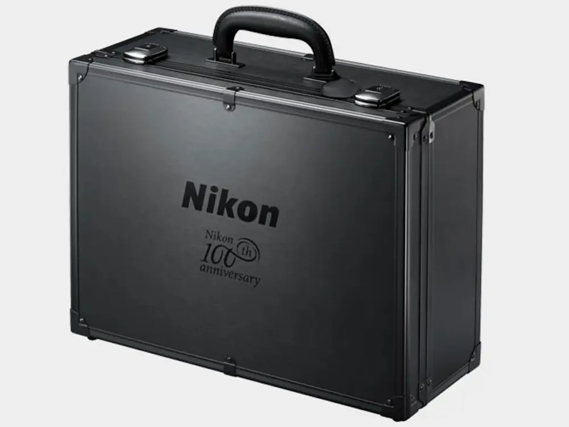 D5 100周年記念モデル "メタリックグレー"の新品/中古の在庫一覧 4枚目
