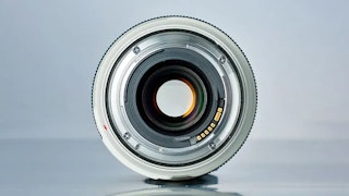 EF 70-300mm F4-5.6L IS USMのデザインと操作性のレビュー