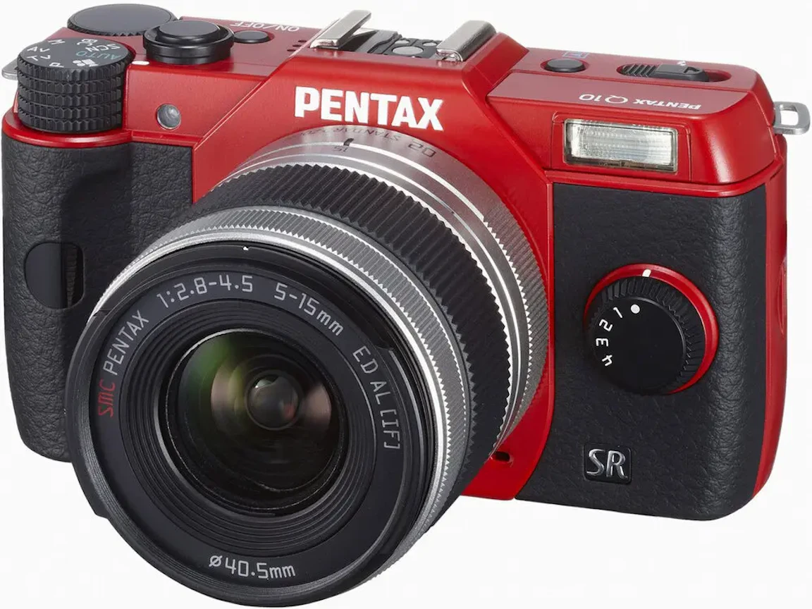 PENTAX Q10 ボディ "レッド"